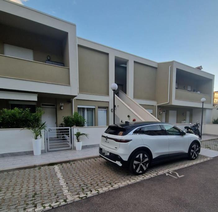 Apartamento Luigi's Careggi Rifredi E Posto Auto Florencia
